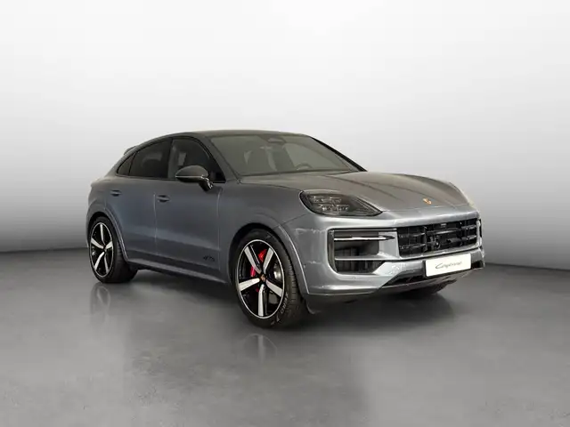 Porsche Cayenne view 7