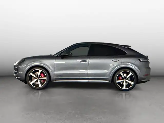 Porsche Cayenne view 2
