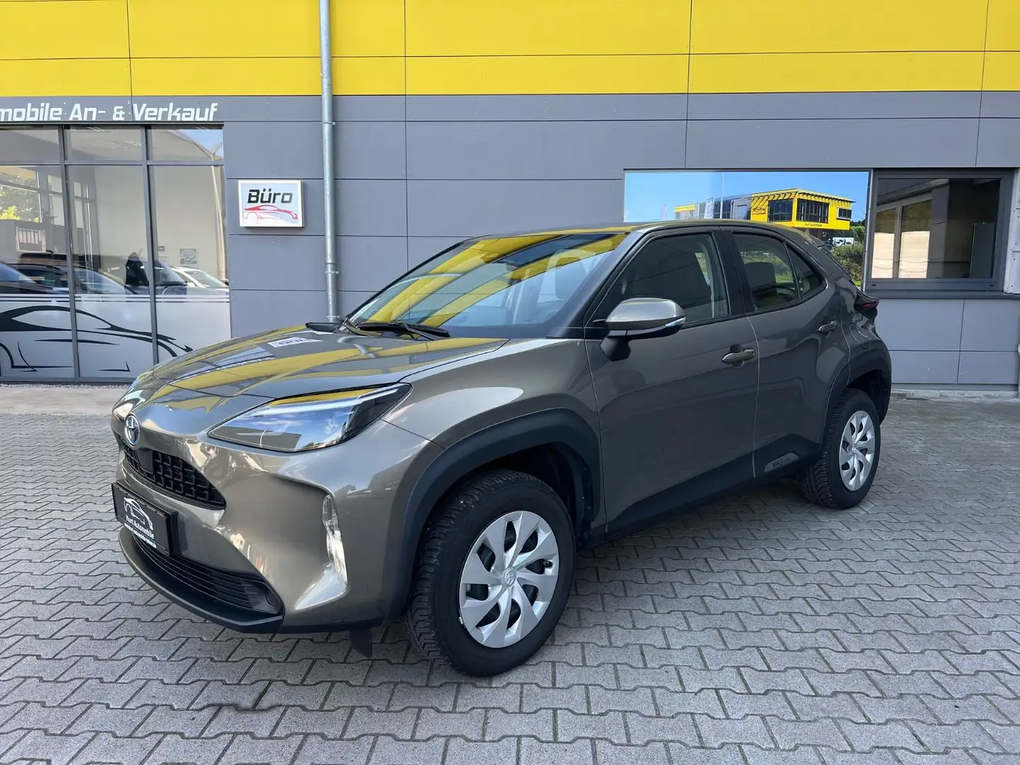 Toyota Yaris Cross Hybrid FWD/SPURH./KAMERA/8xBEREIFT Braun - 2