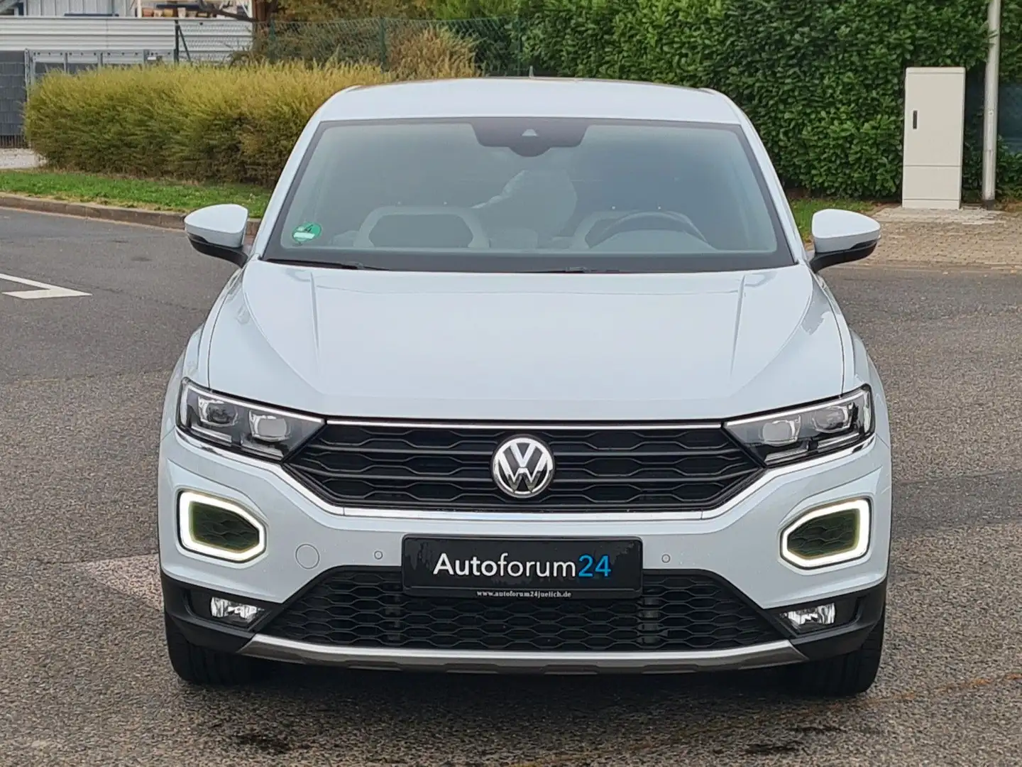 Volkswagen T-Roc Sport*1.Hand*Temp*Autom*Navi* Weiß - 2