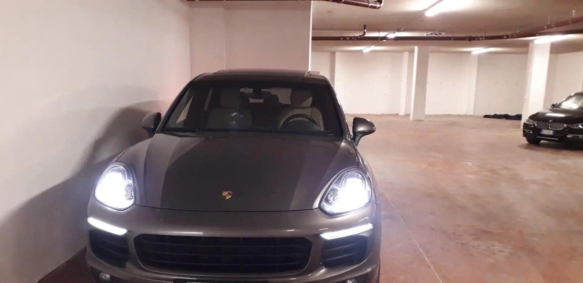 Porsche Cayenne 3.0 tiptronic my17 Marrone - 2