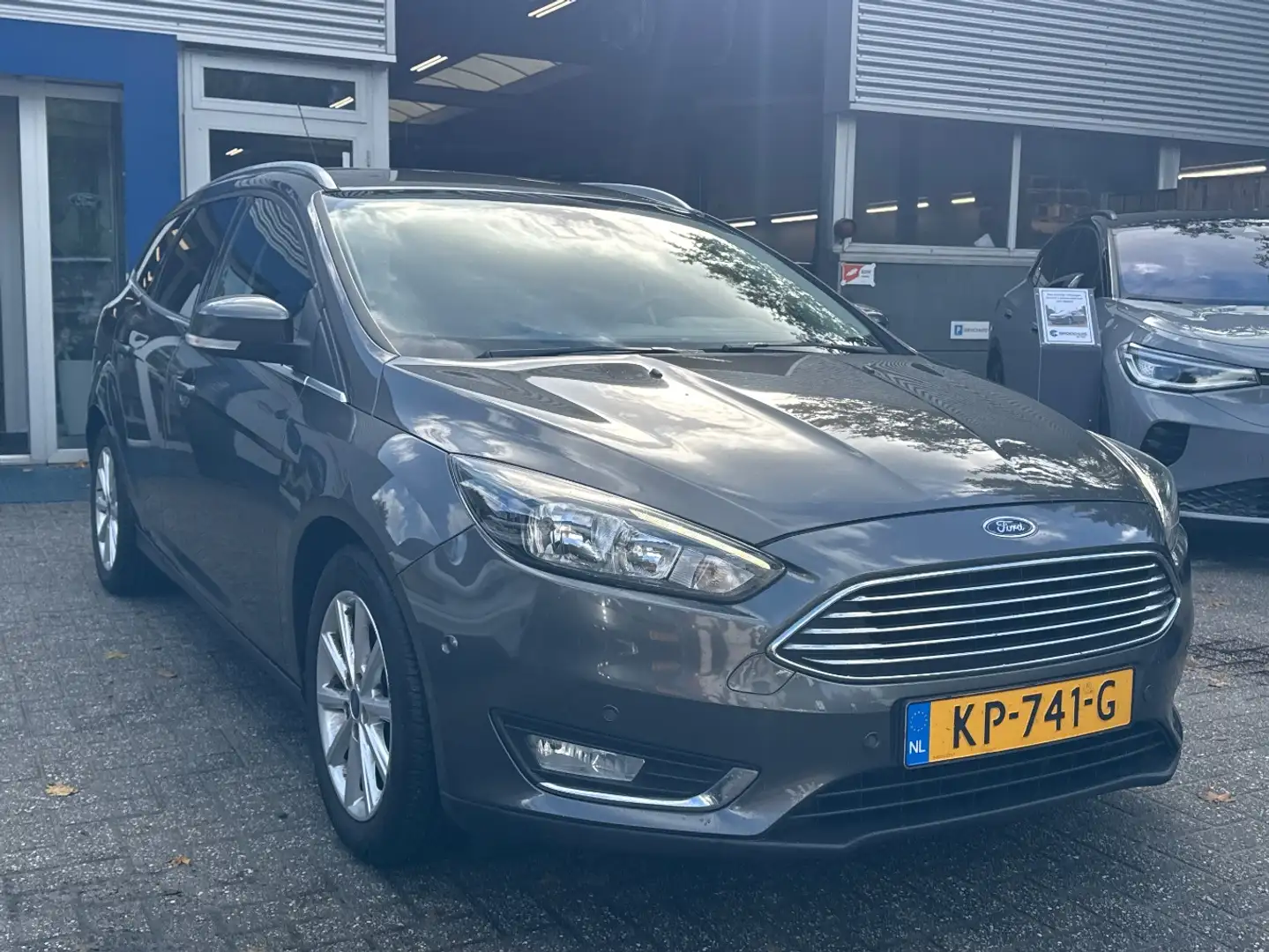 Ford Focus Wagon 1.0 125PK TITANIUM | DEALER OH! | STOEL + ST Gris - 2