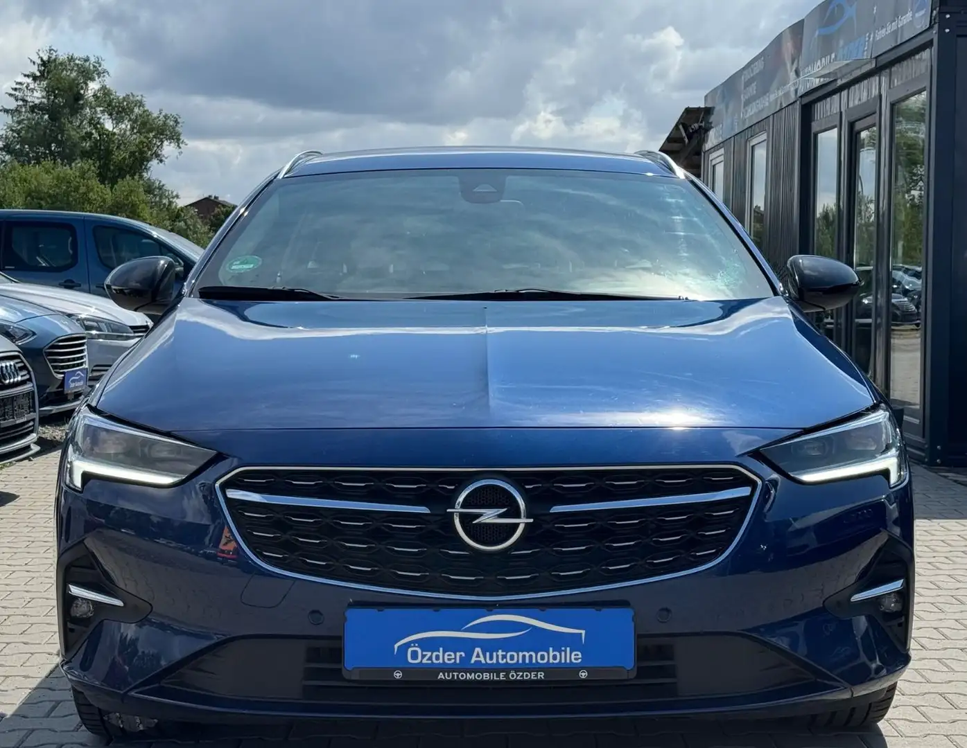 Opel Insignia 2.0 CDTi B Sports Tourer Business Eleg. Blau - 2