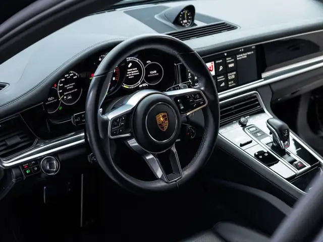 Porsche Panamera view 24