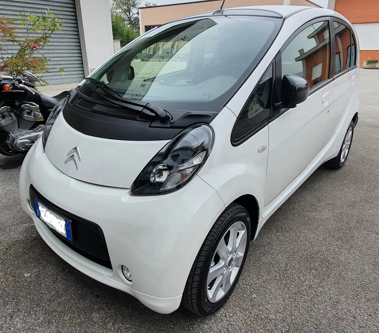 Citroen C-Zero C - Zero full electric Seduction Plus Weiß - 1