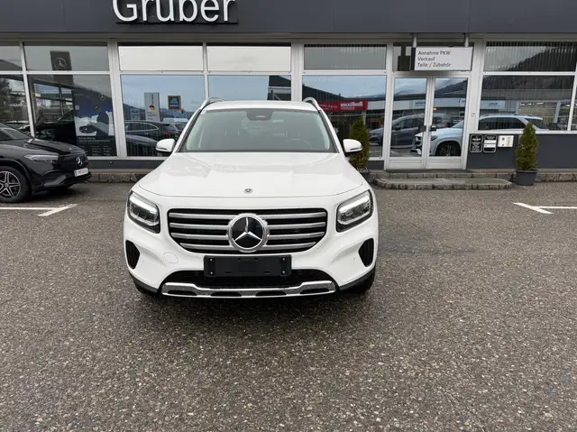 Mercedes-Benz GLB 180 GLB 180 Austria Edit Progessive Line, AHK 247.684)
