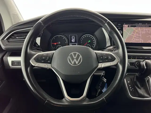 Volkswagen California view 13