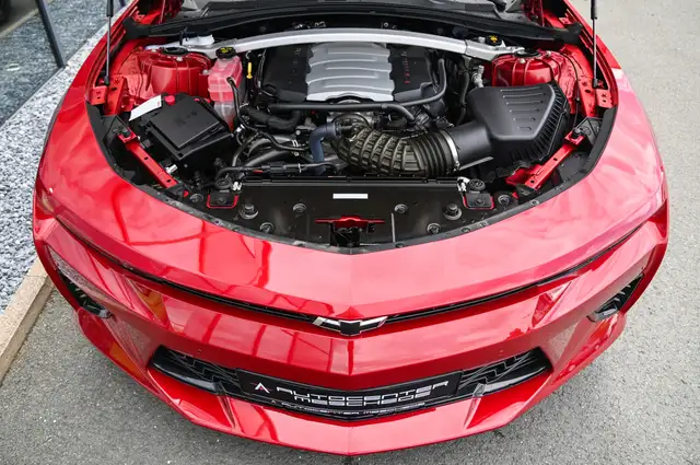 Chevrolet Camaro view 7