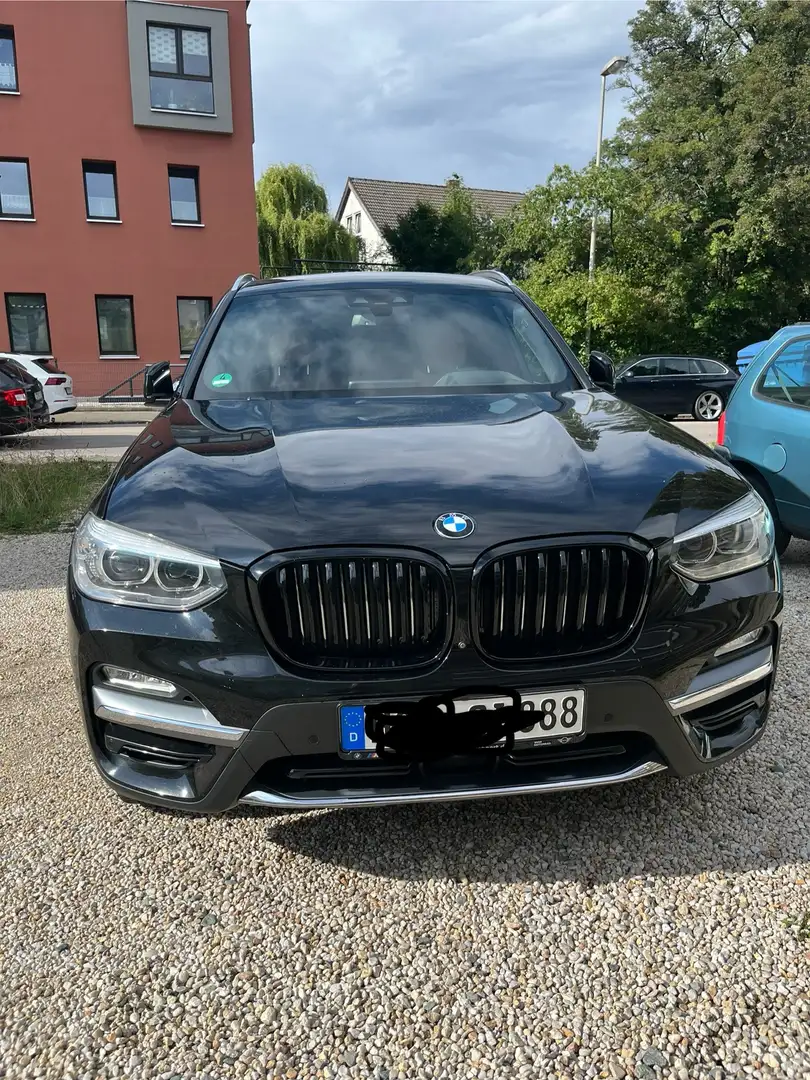 BMW X3 xDrive 20 i Luxury Line Schwarz - 1