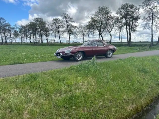 Jaguar E-Type Series 1 Roadster 3.8