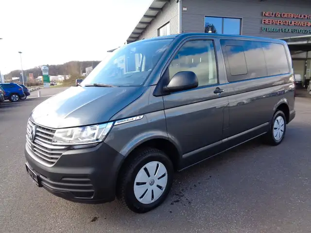2020 Volkswagen Caravelle in Grey for sale