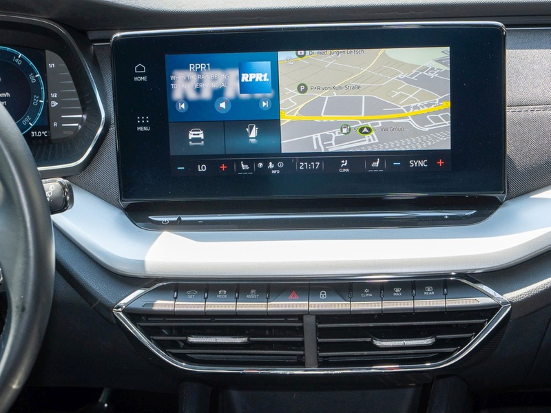 Skoda Octavia Combi 2.0 TDI DSG Style Navi/LED/SHZ — photo 15