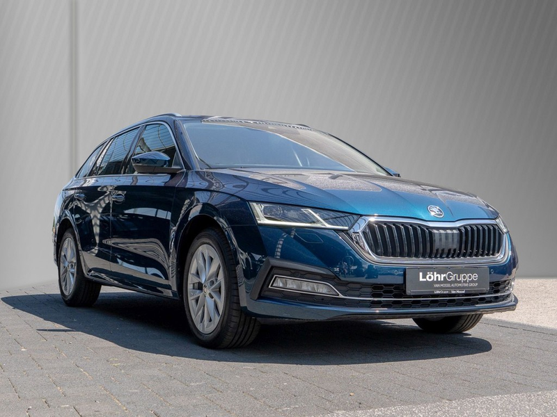 Skoda Octavia Combi 2.0 TDI DSG Style Navi/LED/SHZ — photo 3