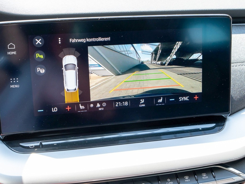 Skoda Octavia Combi 2.0 TDI DSG Style Navi/LED/SHZ — photo 14