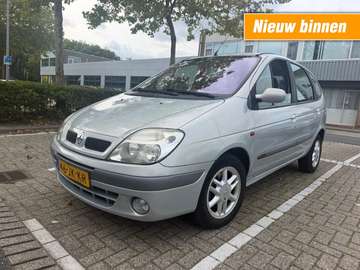 1.6-16V Expression CLIMA LMV INRUIL KOOPJE MEENEEM