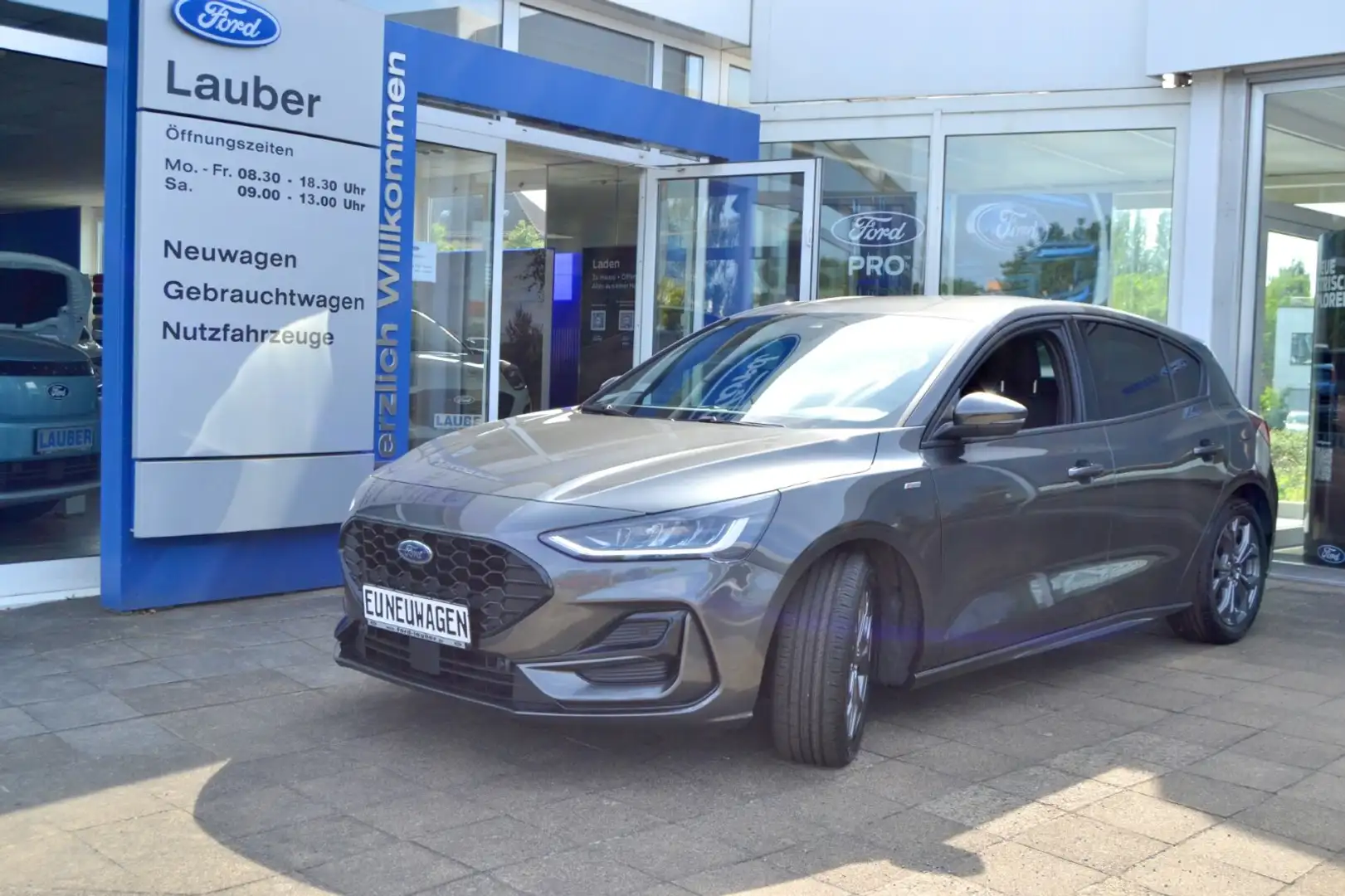 Ford Focus Focus 1,0 ST-Line X Autom Winter+Assist-Pack Navi+ Grau - 1