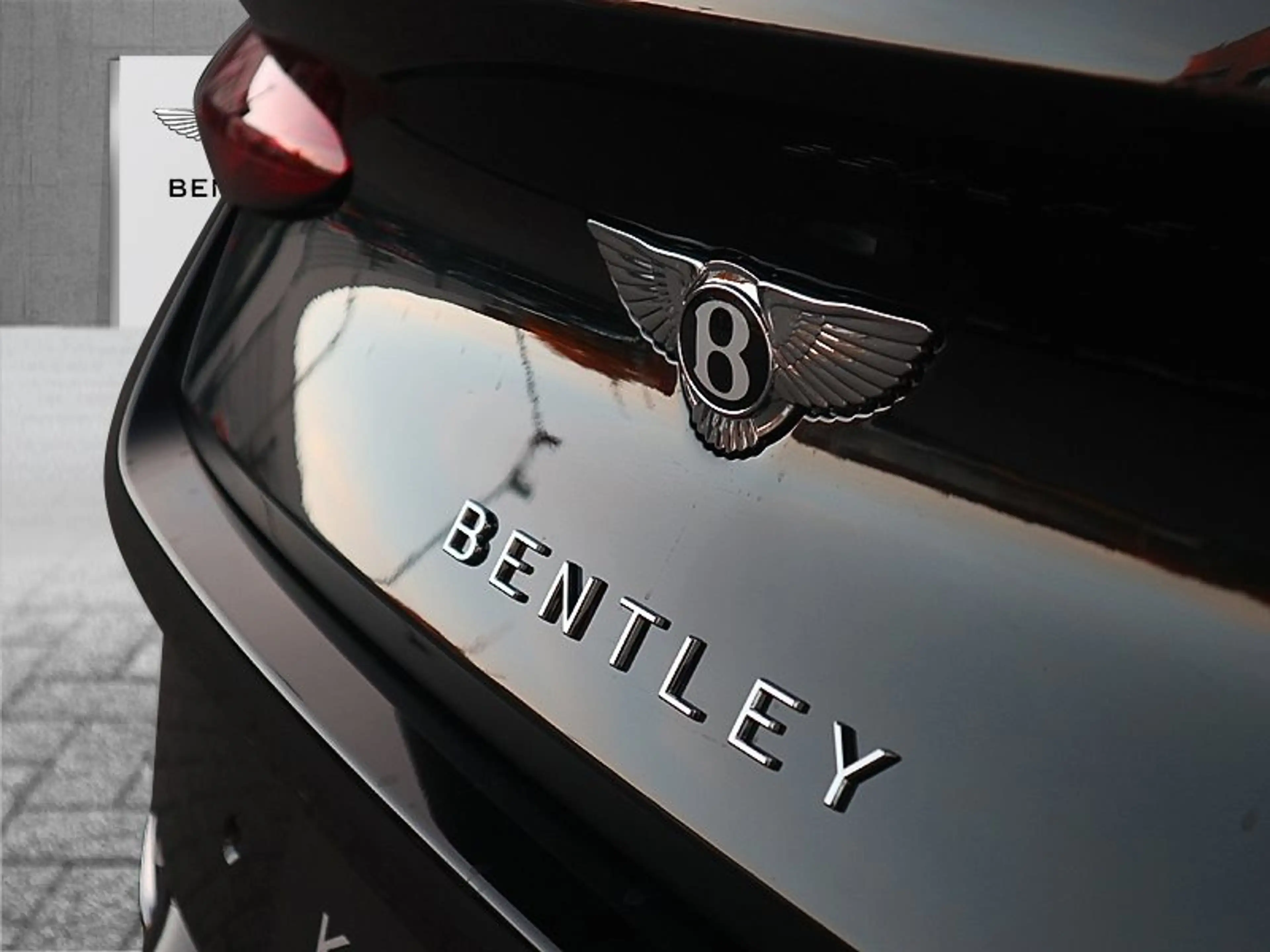 Bentley Continental GT Azure *Performance Leasing*MY26* — photo 9