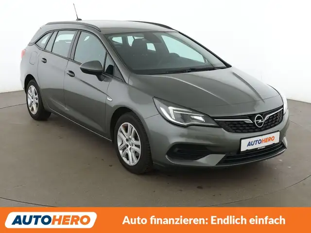 Opel Astra view 8