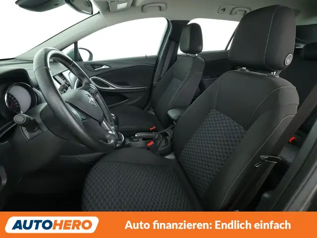 Opel Astra view 10