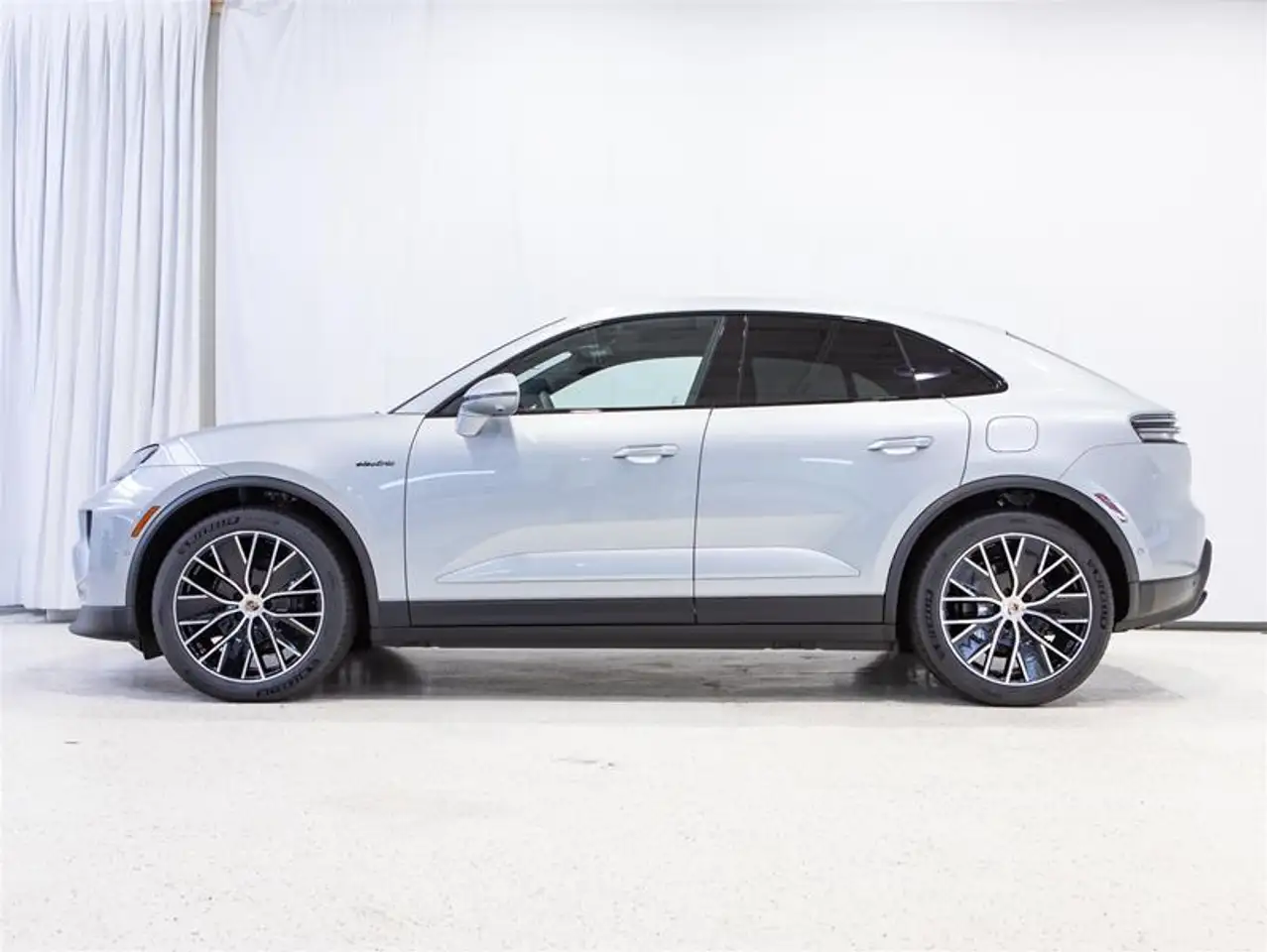 Porsche Macan снимка Porsche Macan