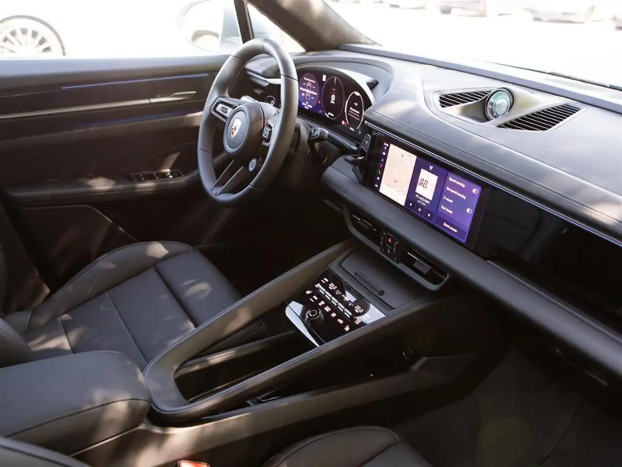 Porsche Macan снимка Porsche Macan