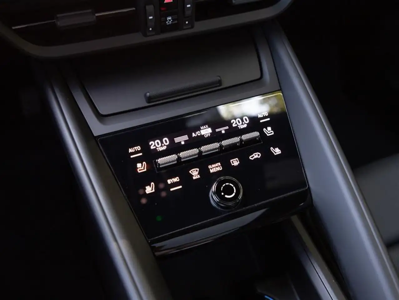 Porsche Macan снимка Porsche Macan