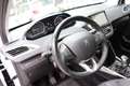 Peugeot 2008 1.2 PureTech Allure. Navigatie, trekhaak, dealer o Wit - thumbnail 11