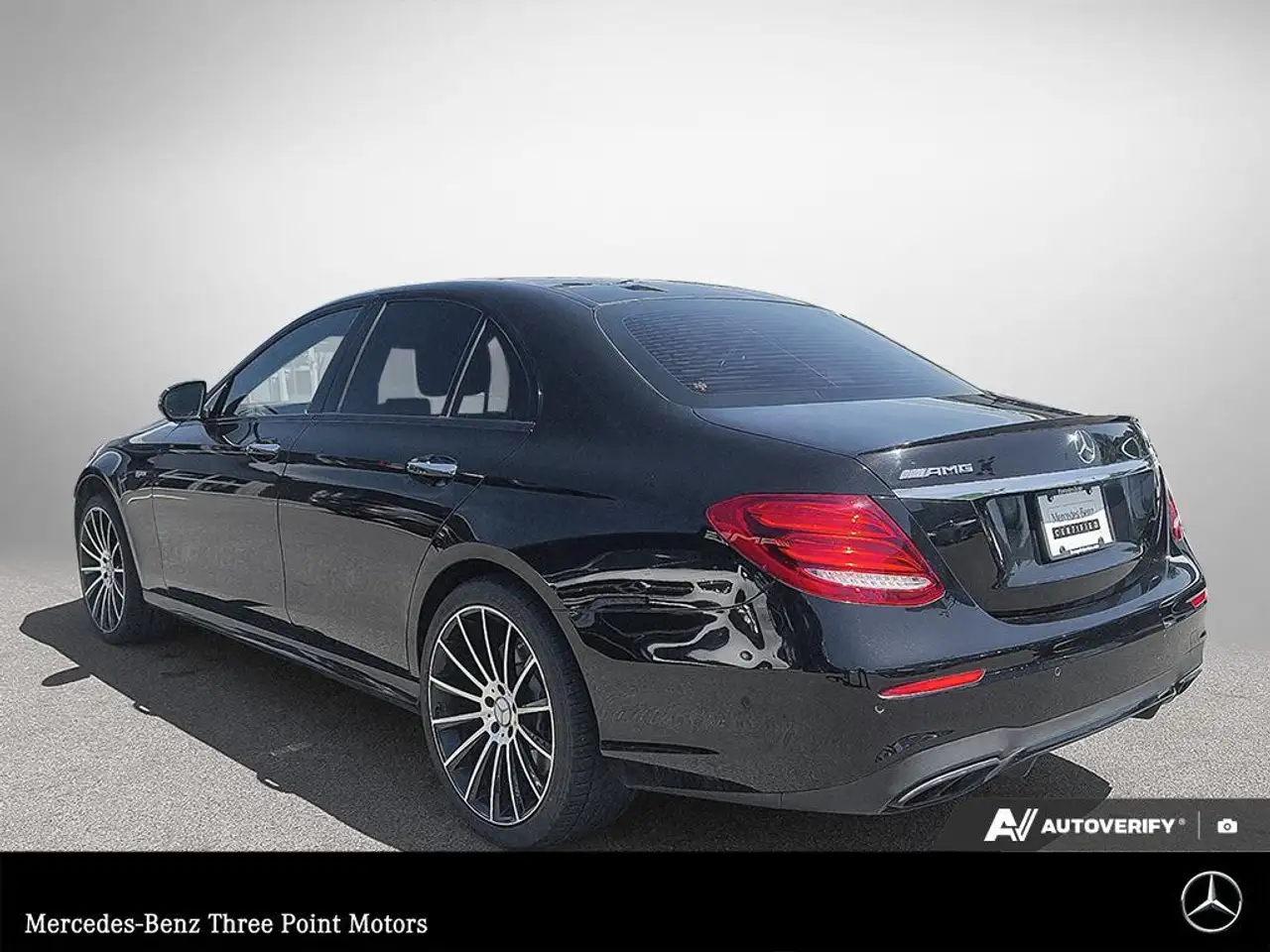 Mercedes-Benz E-Class fotografie Mercedes-Benz E-Class
