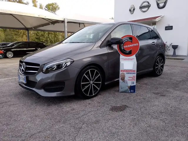 Mercedes-Benz B 200 B 200 CDI Automatic Premium