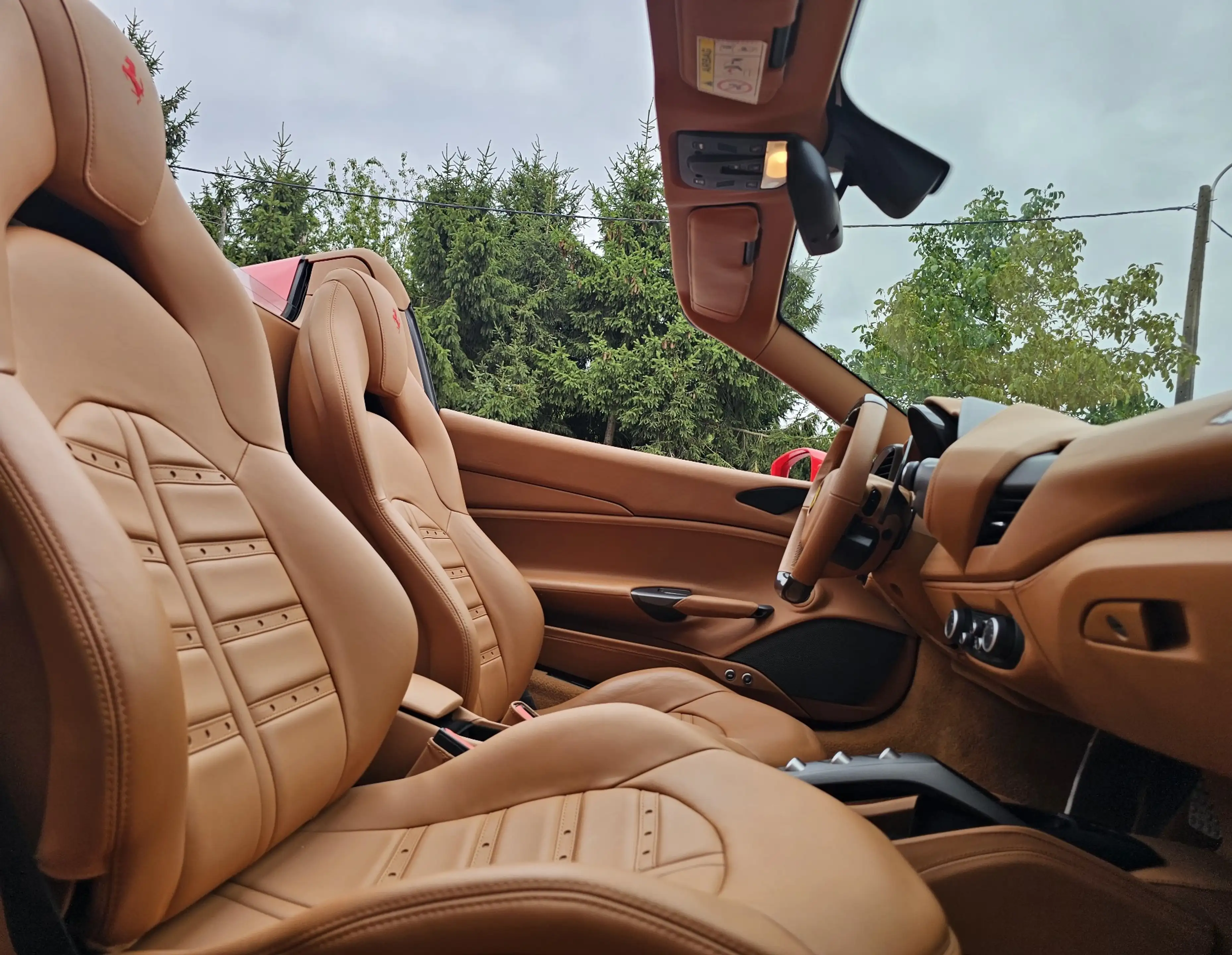 Ferrari 488 SPIDER 3.9 TURBO V8 (670ch) 2018 17.608km 1 OWNER — photo 9