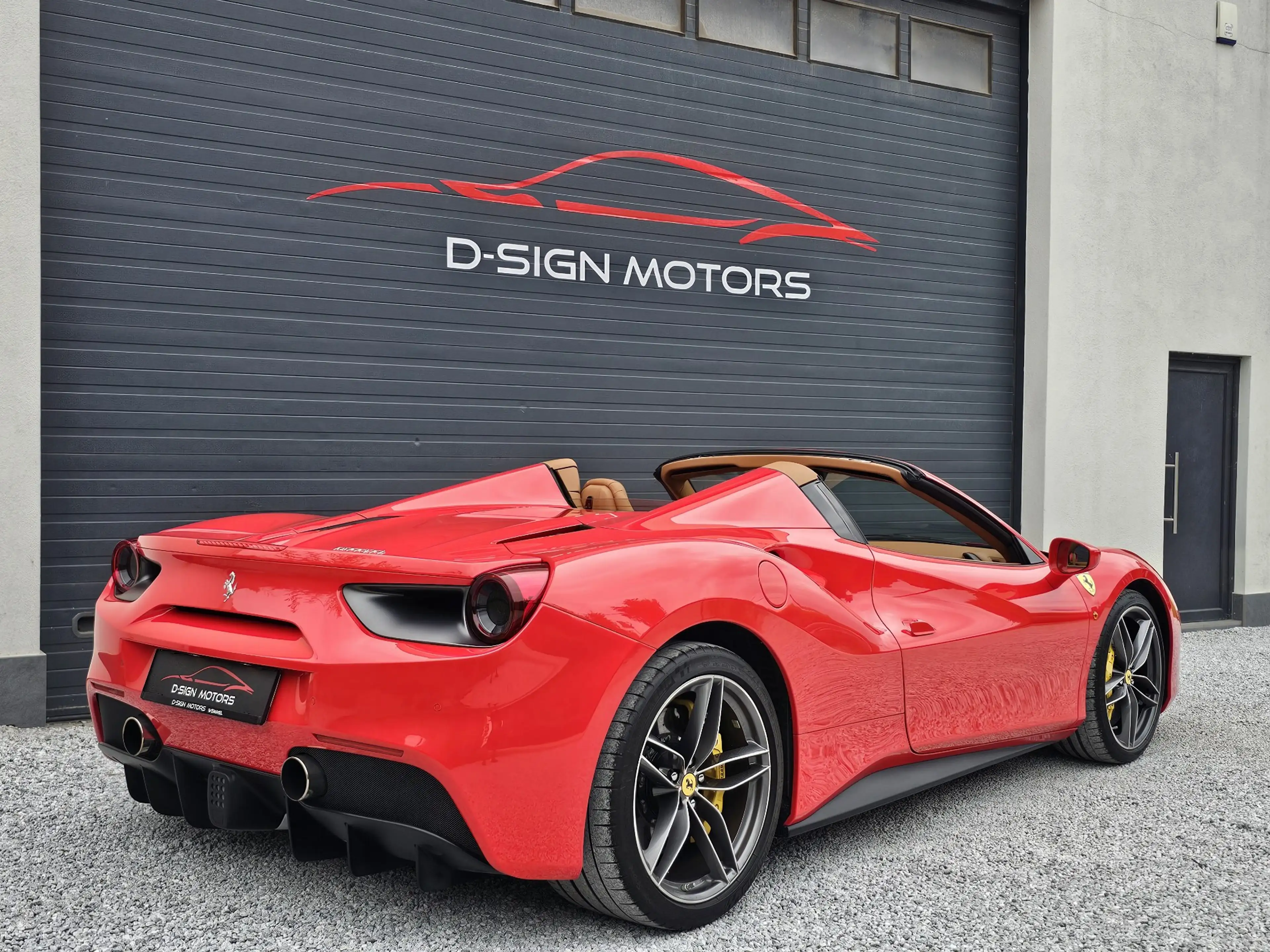 Ferrari 488 SPIDER 3.9 TURBO V8 (670ch) 2018 17.608km 1 OWNER — photo 4