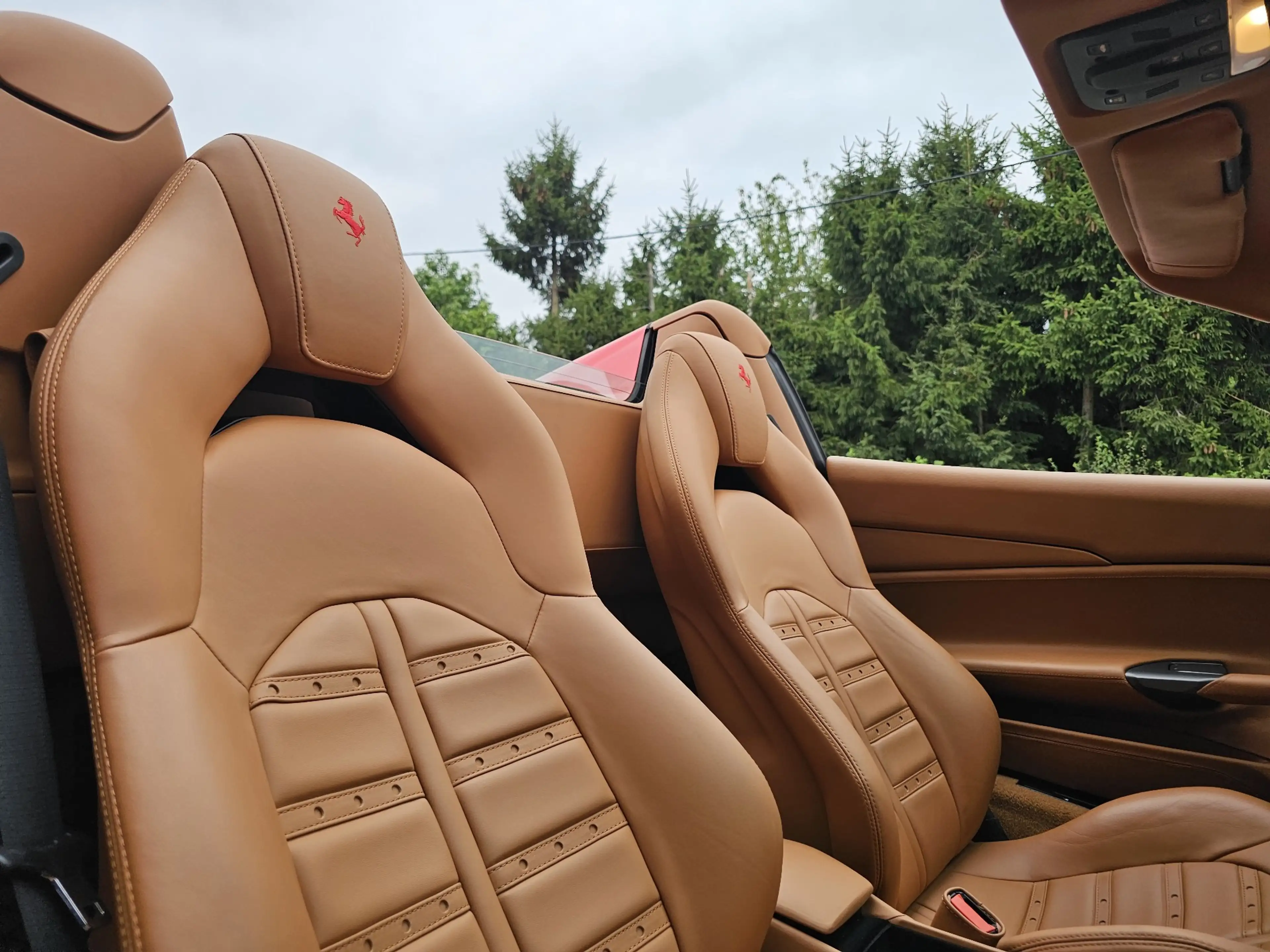 Ferrari 488 SPIDER 3.9 TURBO V8 (670ch) 2018 17.608km 1 OWNER — photo 11