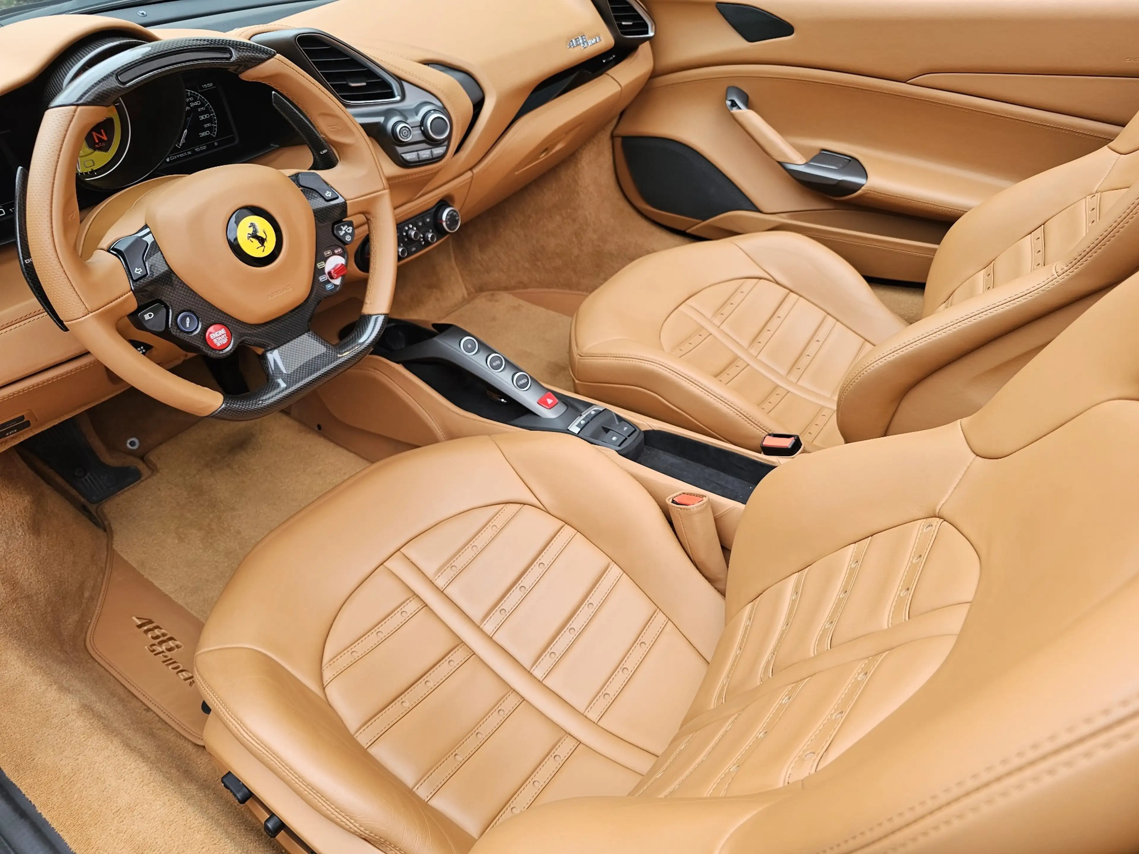 Ferrari 488 SPIDER 3.9 TURBO V8 (670ch) 2018 17.608km 1 OWNER — photo 8