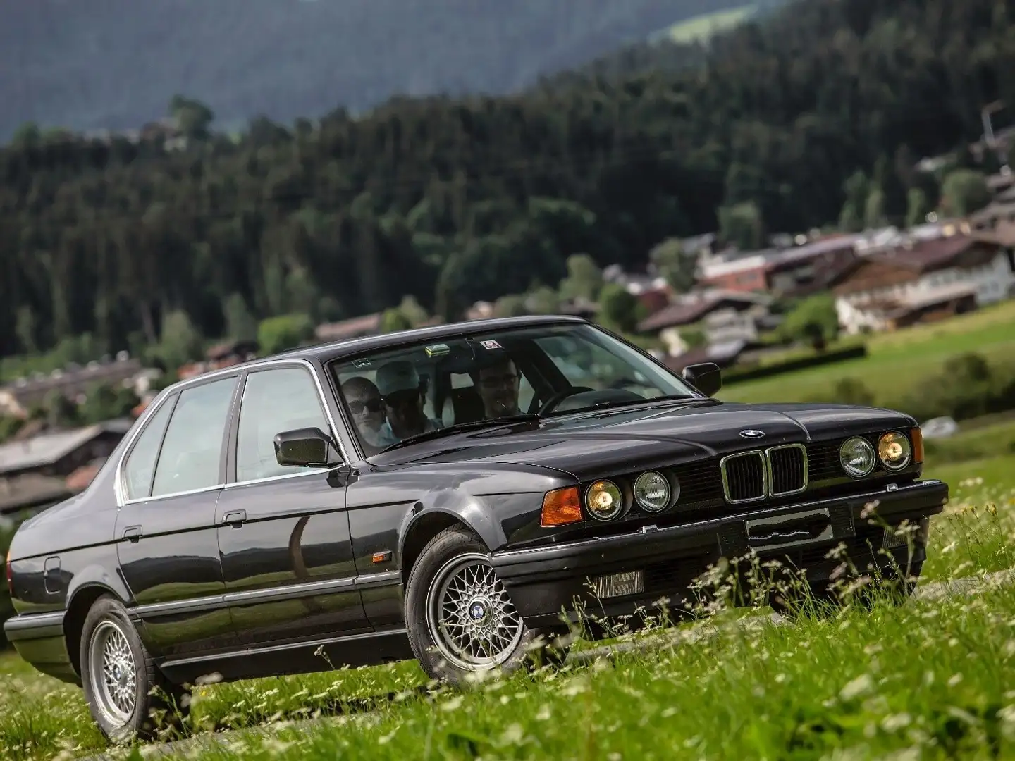 BMW 735 E32 - Targa oro Asi Černá - 1