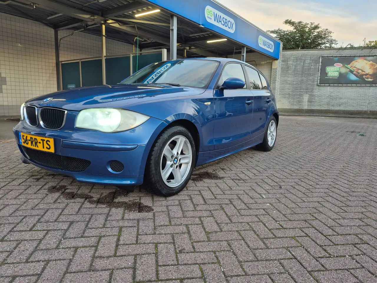 BMW 118