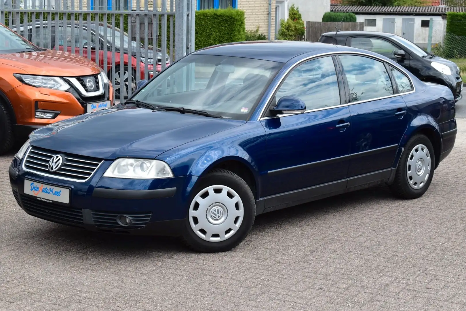 Volkswagen Passat Lim. Basis AUT.| Klimaaut.| Tempo.|Si-Hzg Bleu - 1