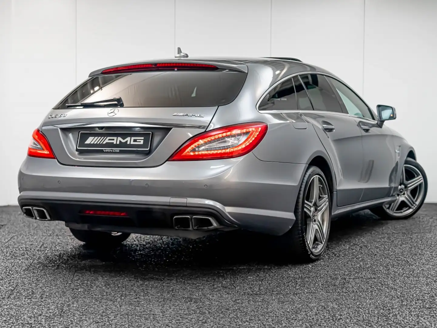 Mercedes-Benz CLS 63 AMG Shooting Brake CLS AMG | BTW auto | B&O | Carbon Gris - 2