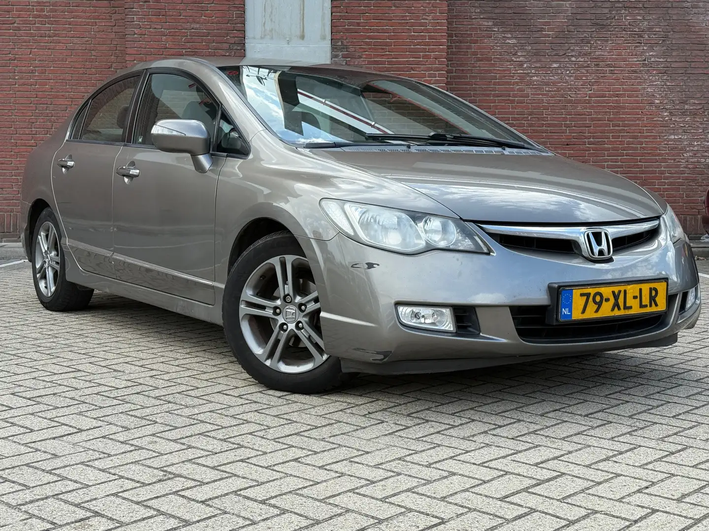 Honda Civic 1.3 Hybrid|AUTOMAAT|CLIMA|CRUISE|INRUILKOOPJE Grijs - 1