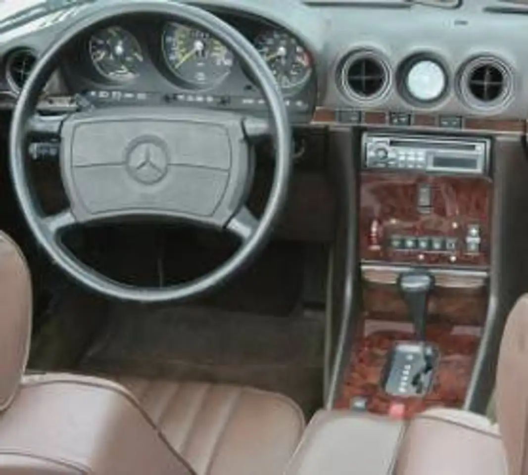 Mercedes-Benz SL 560 107.048, foto 7