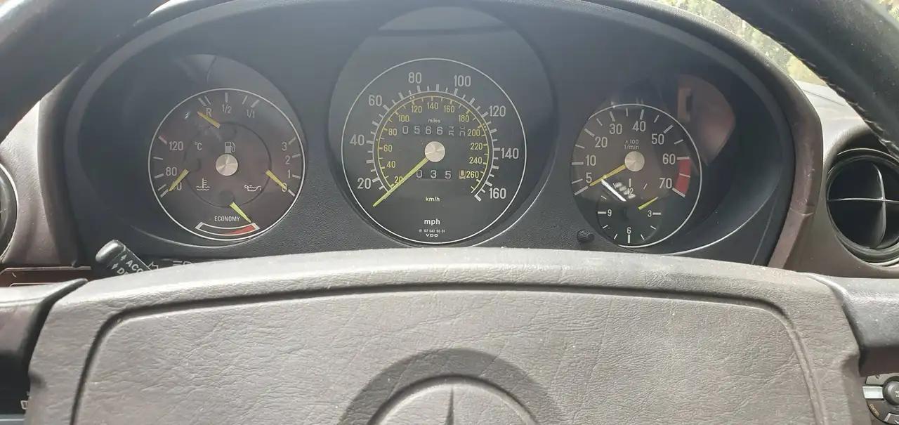 Mercedes-Benz SL 560 107.048, foto 11