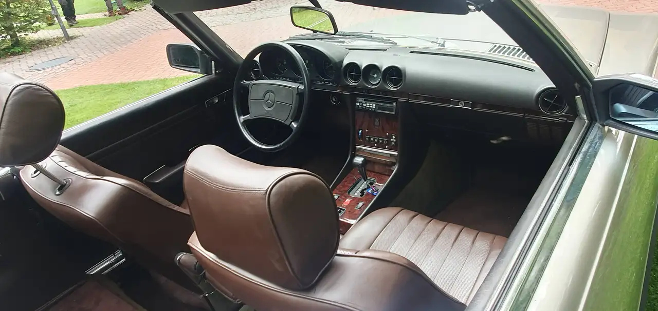 Mercedes-Benz SL 560 107.048, foto 8