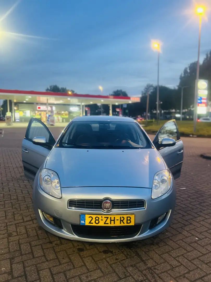 Fiat Bravo 1.4 Edizione Prima Albastru - 1