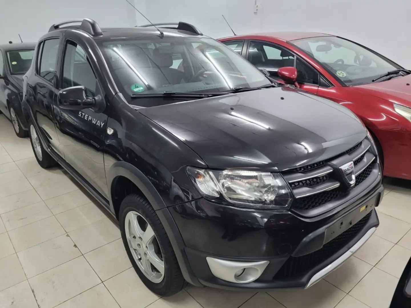 Dacia Sandero 0.9 TCE Stepway 90 Nero - 1