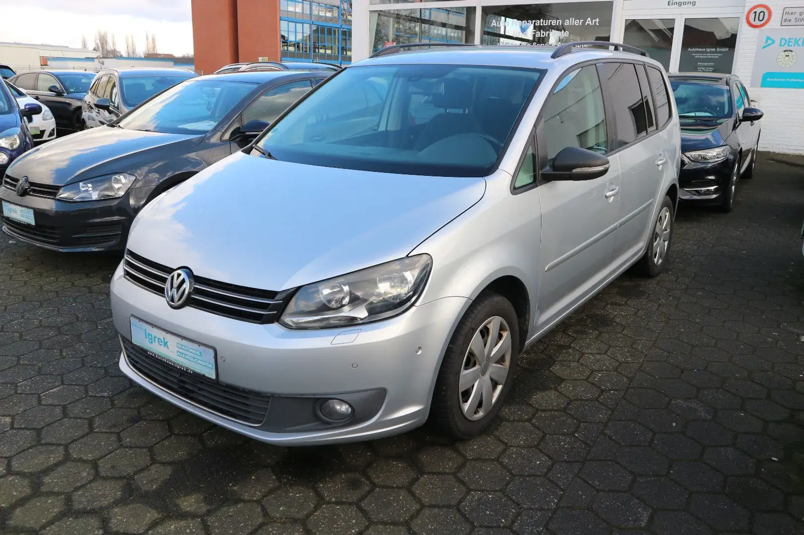 Volkswagen Touran Comfortline BMT Argent - 2