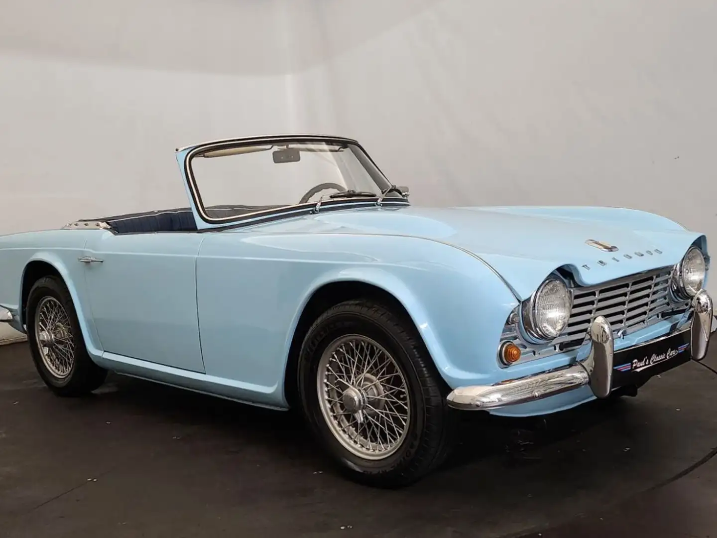 Triumph TR4 Bleu - 1