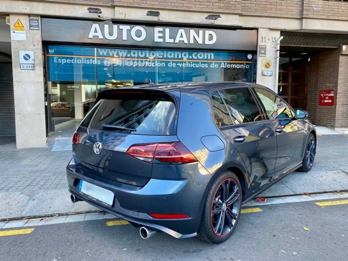 Volkswagen Golf GTI PERFORMANCE Gris - 1