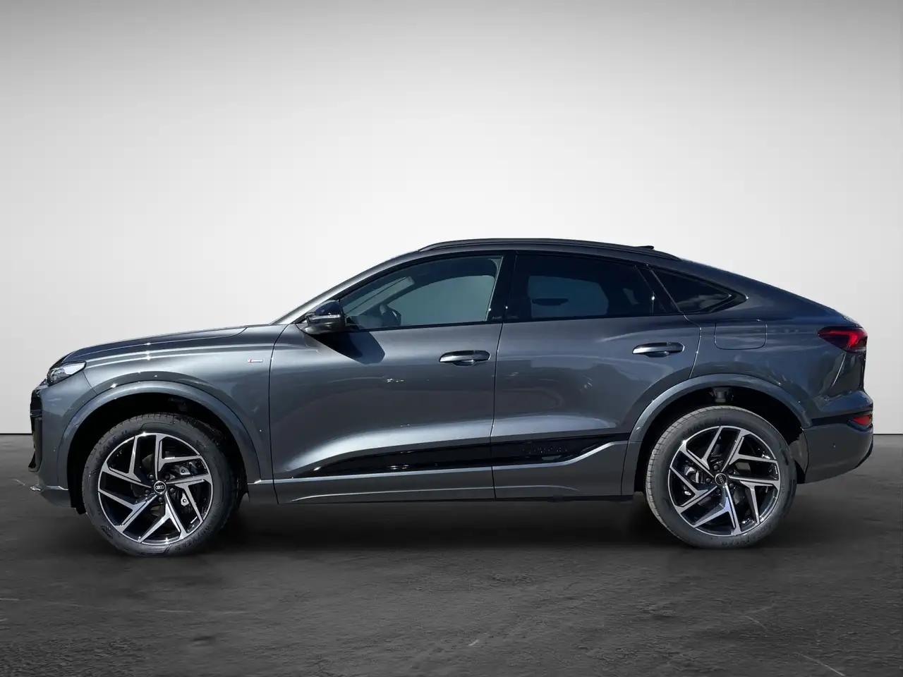 Audi Q6 e-tron Sportback quattro S line business 4