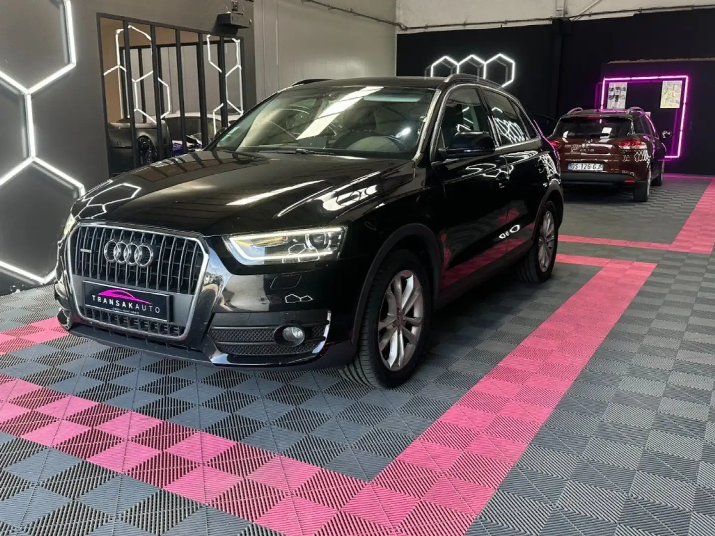 Audi Q3 2.0 TDI 177 ch Quattro Ambiente PHASE 2 S tronic 7 ~ Climatisation automatique bi-zone ~ Écran multimédia ~ Radars AR Noir - 2