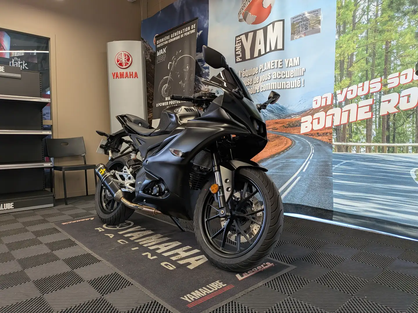 Yamaha YZF-R125 - 2
