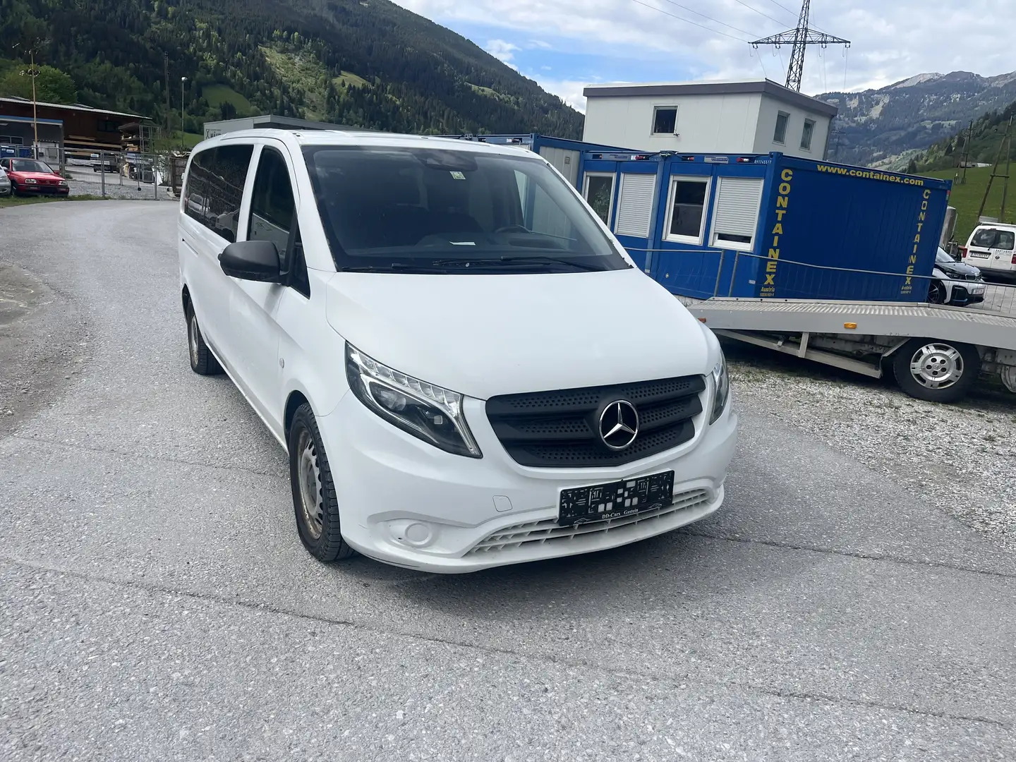 Mercedes-Benz Vito Vito Tourer Family 4X4 114 BlueTEC extralang Aut./ Weiß - 1